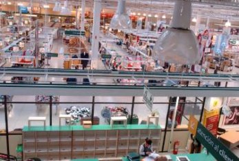Buena medida: Supermercados planean cambiar y cobrar las bolsas que entreguen