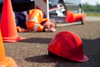 España: Los sindicatos exigen que se cumplan las normas para evitar los accidentes laborales