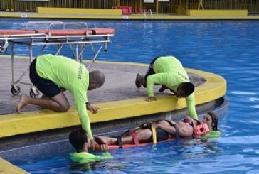 La ACHS junto a la Municipalidad de Santiago lanzan programa de prevención de accidentes en piscinas