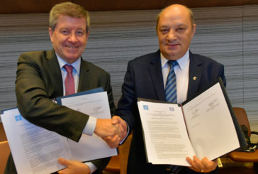 La OIT firma un nuevo acuerdo de cooperación con los consejos económicos y sociales de todo el mundo